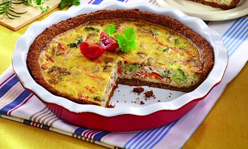 tarta cu legume pe blat de sticksuriIF109093 jpeg