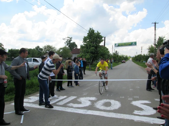 Concurs de ciclism în comuna Măciuca. 70 de ciclişti s-au întrecut pe o distanţă de câteva zeci de kilometri