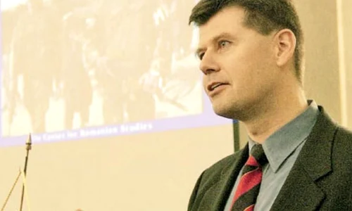 Un istoric american vorbeşte despre relaţiile sovieto române jpeg