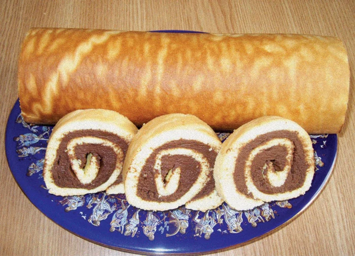 Ruladă cu ciocolată