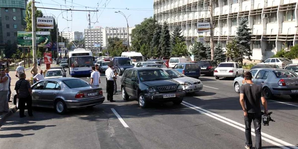 Accident produs pe bulevardul Ştefan cel Mare