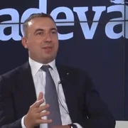 Ministrul Digitalizării, Bogdan Ruia Ivan, prezent la Adevărul Live. FOTO captură