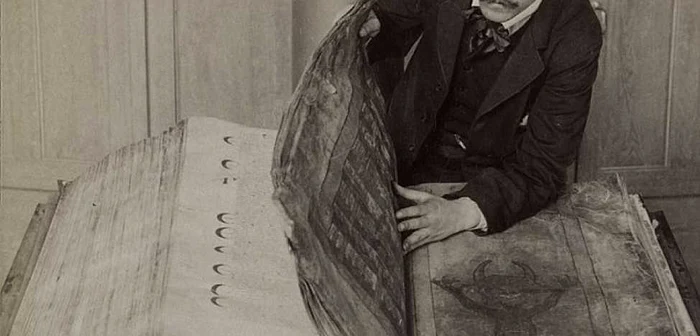 Se speculează că scrierile din Codex legate de exorcizare reprezintă, de fapt, încercările călugărului de a-şi salva propriul suflet. Interesant este că manuscrisul nu a fost interzis de Inchiziţie, fiind studiat de nenumăraţi oameni de ştiinţă de-a lungul timpului. FOTO Daily Mail