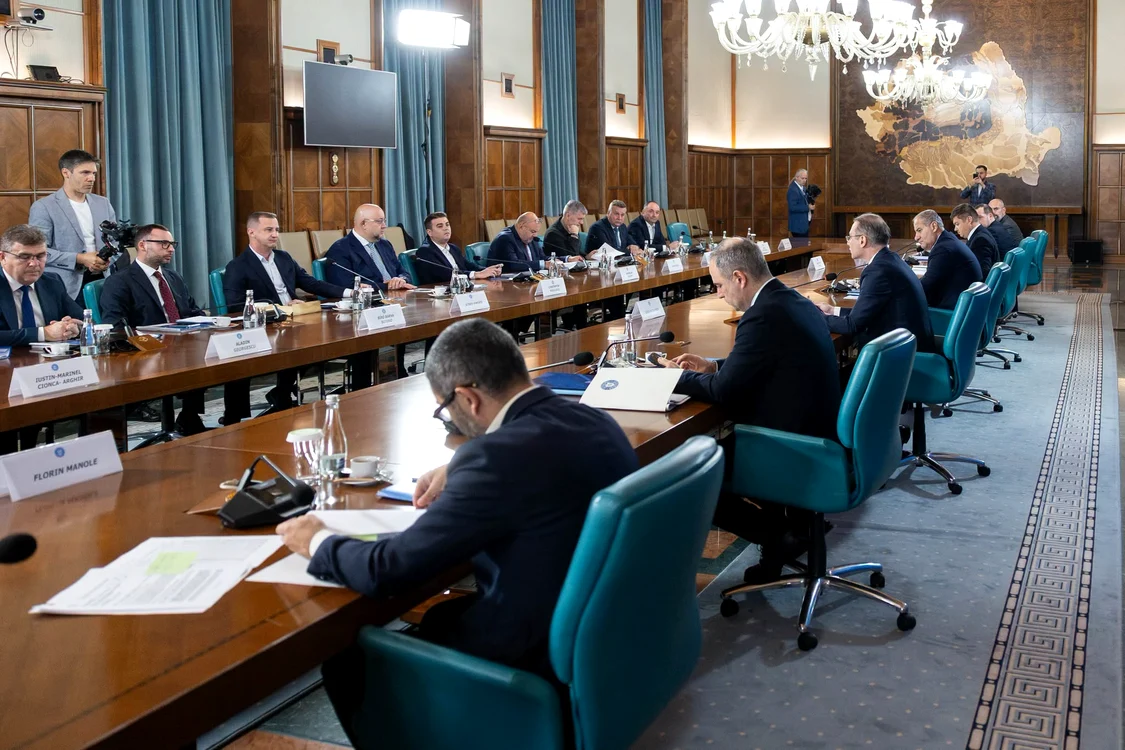 Executivul a aprobat proiectul respins în ultima ședință a Guvernului Bolojan