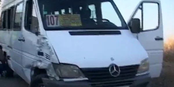 În microbuz se aflau 15 copii