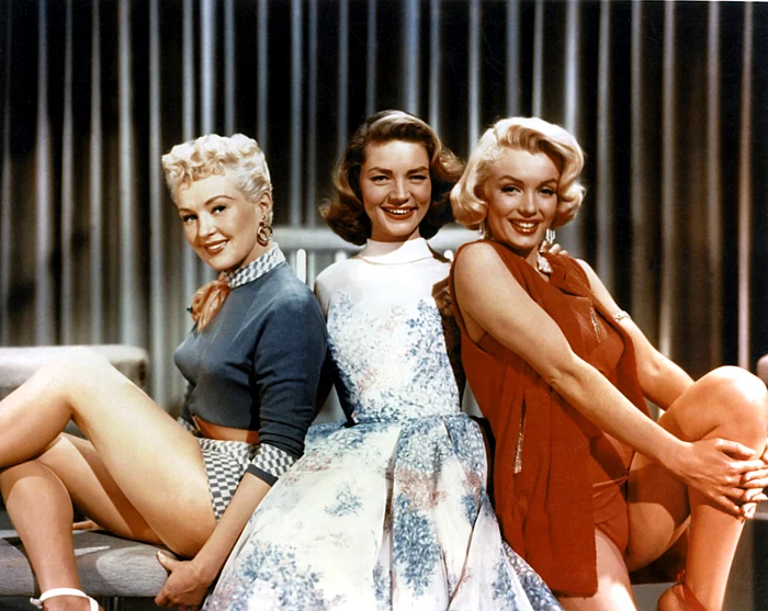 Betty Grable, Lauren Bacall și Marilyn Monroe în How to Marry a Millionaire.
