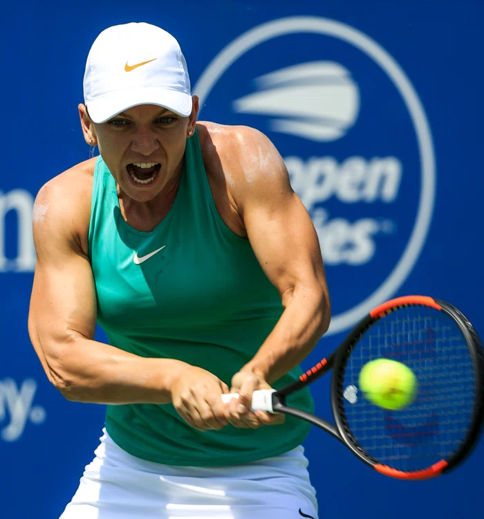 
    Halep a obținut victoria cu numărul 450 în semifinalele de la CincinnatiFoto: EPA  