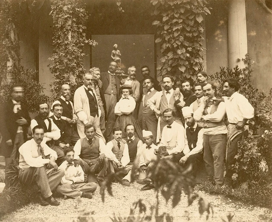 Harriet Goodhue Hosmer, cu asistenții săi, în curtea studioului ei din Roma, în 1867 