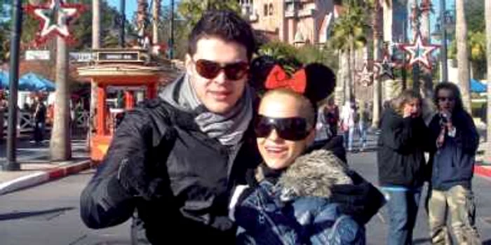 La plimbare,  pe aleile  din Disneyland