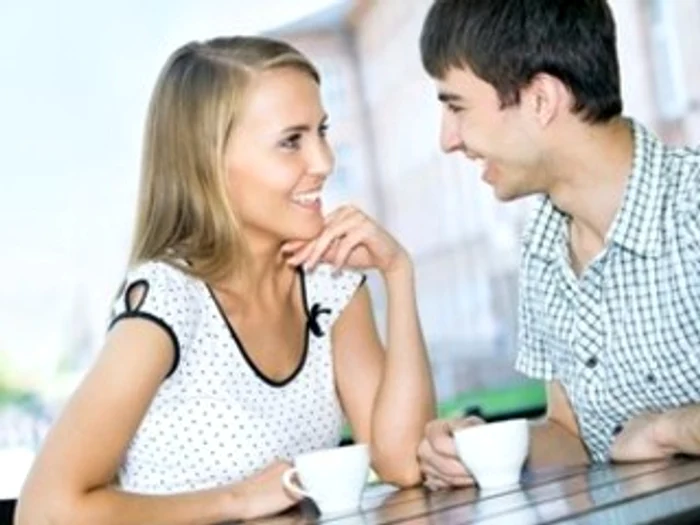 
    Păstrarea unui aer misterios este cheia pentru a atrage un bărbatfoto: 123RF  