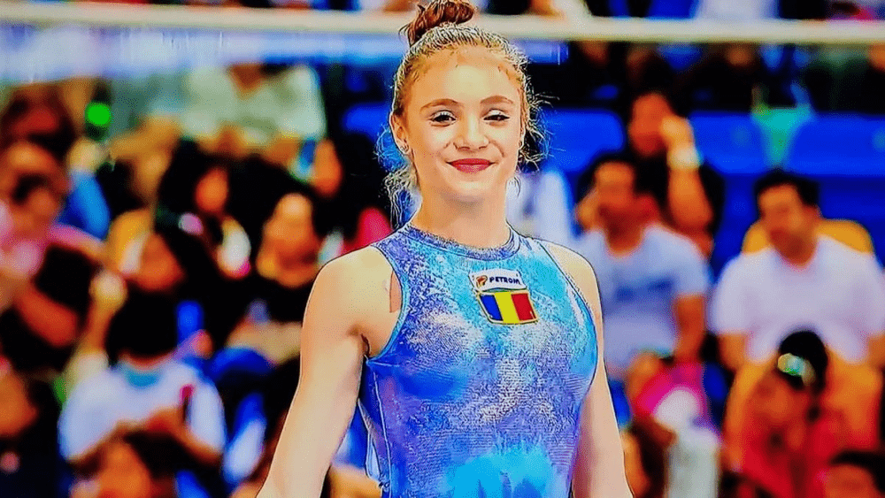 Nadia Comăneci, impresionată de medaliile de aur câștigate de Sabrina Voinea în Qatar. Gimnastica românească respiră