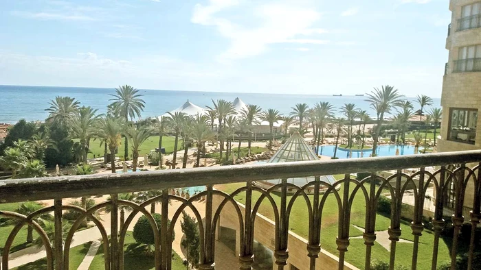 Majoritatea resorturilor sunt pe plajă