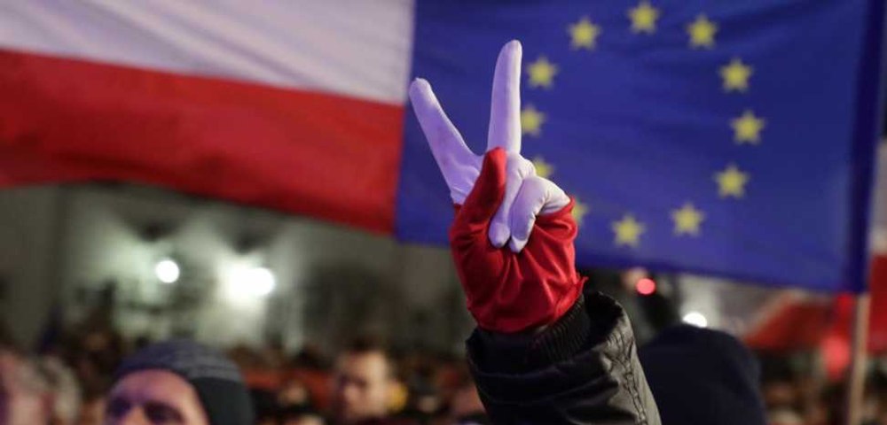 Ce îi lipsește României ca să capete greutatea Poloniei în UE: „Au știut cum să se apropie de cercul restrâns al deținătorilor puterii reale” 
