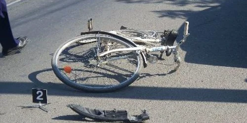 Accidentul s-a petrecut ieri la o intersecţie semaforizată