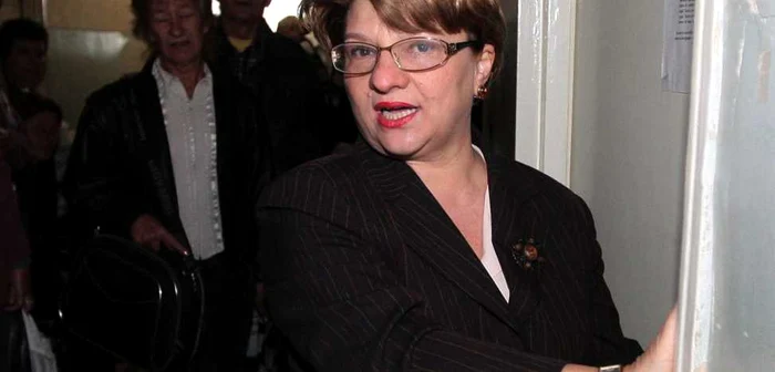 Floarea Mariana Ianson încă lucrează la Casa Judeţeană de Pensii