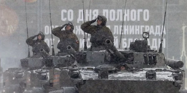 Rusia-parada militara care marcheaza 75 de ani de la incheierea asediului asupra Leningradului