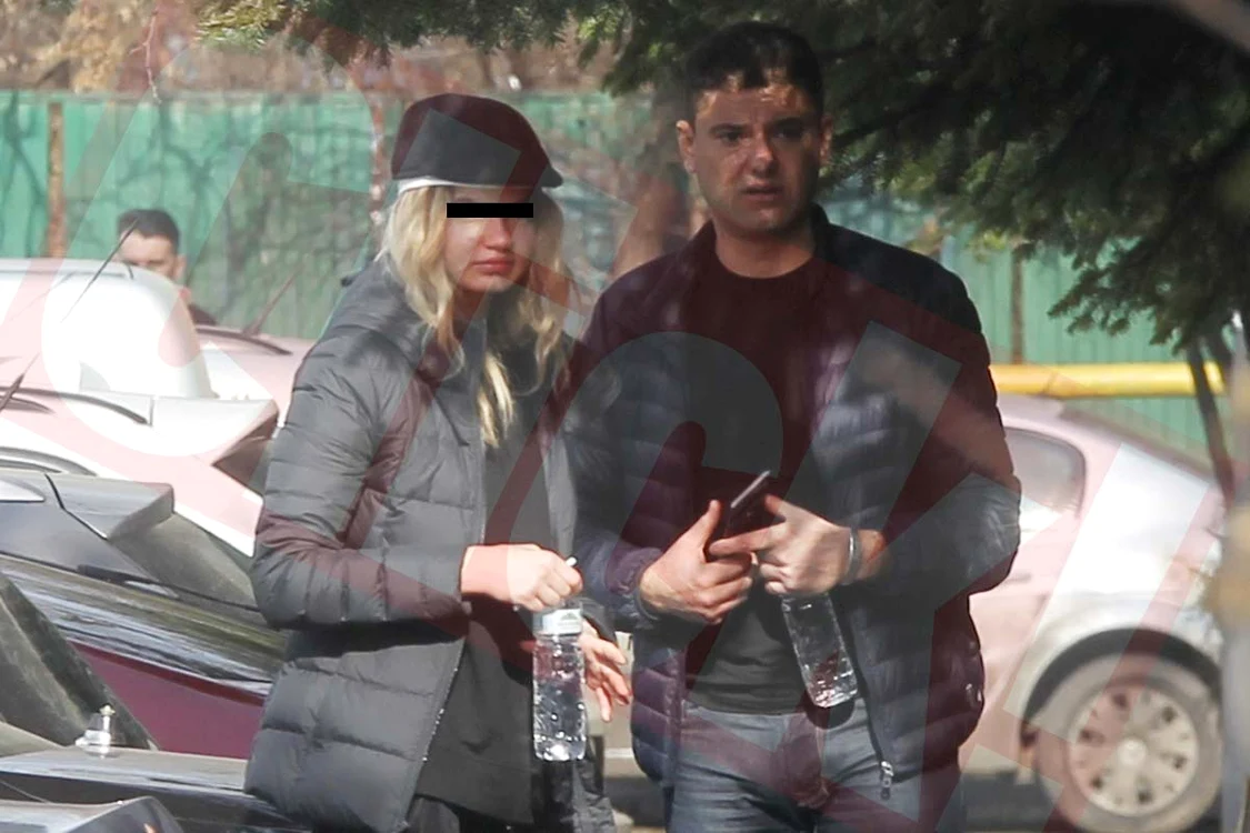 
    Ioana Boureanu a fost cu tatăl ei la IMLFoto: Mihai Ionescu  