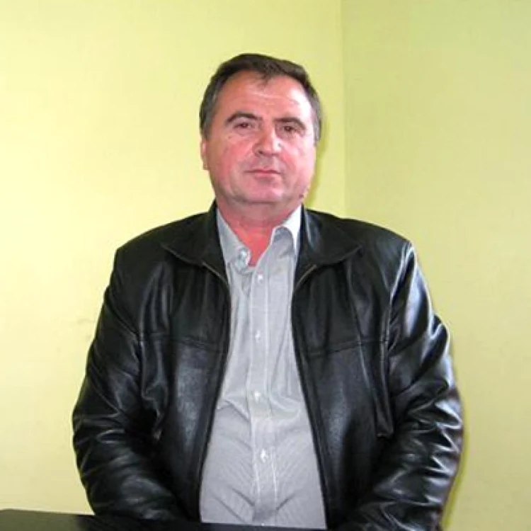 Viceprimarul Dumitru Ciubuc (foto) a preluat atribuţiile primarului FOTO: Primăria DrăgăneştiOlt