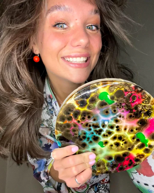 Dasha Plesen e fascinată de mucegai. Foto: Profimedia