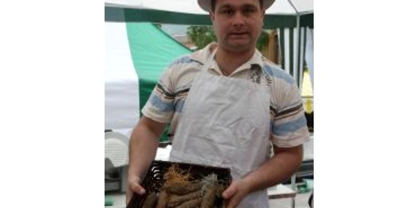 Braşov: 20 de lei, un cârnăcior din carne de măgar (GALERIE FOTO)