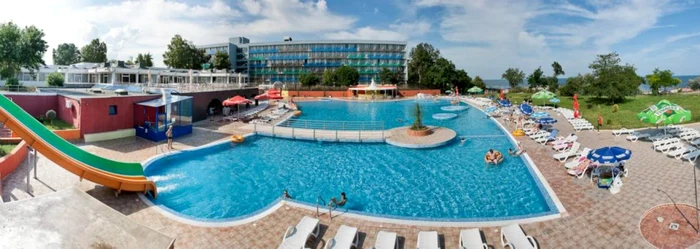 Ofertele de all inclusive ar putea atrage şi turişti ruşi pe litoralul românesc FOTO Adevărul