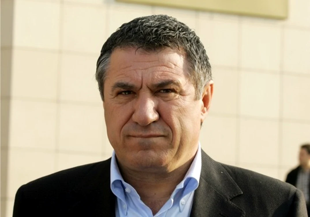 
    Tribunalul Ilfov a decis azi eliberarea fostului impresar în vârstă de 57 de ani. Pentru el nu a mai contat practic deloc mita de 20.000 de euro dată împreună cu fratele său fostei judecătoare Geanina TerceanuFoto: Click!  