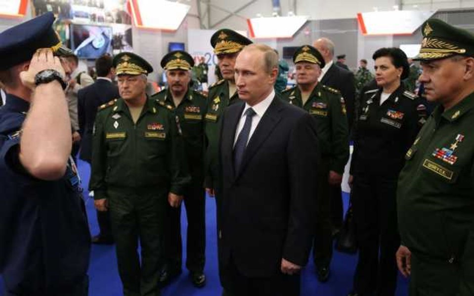 Un fost viceministru al apărării din Rusia, anchetat pentru fraudă. Ce acuzații i se aduc