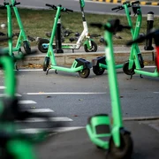 Trotinete electrice sursă foto Shutterstock png