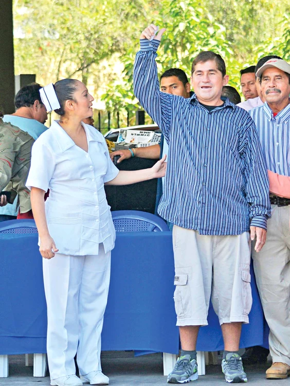 
    José Salvador Alvarenga  