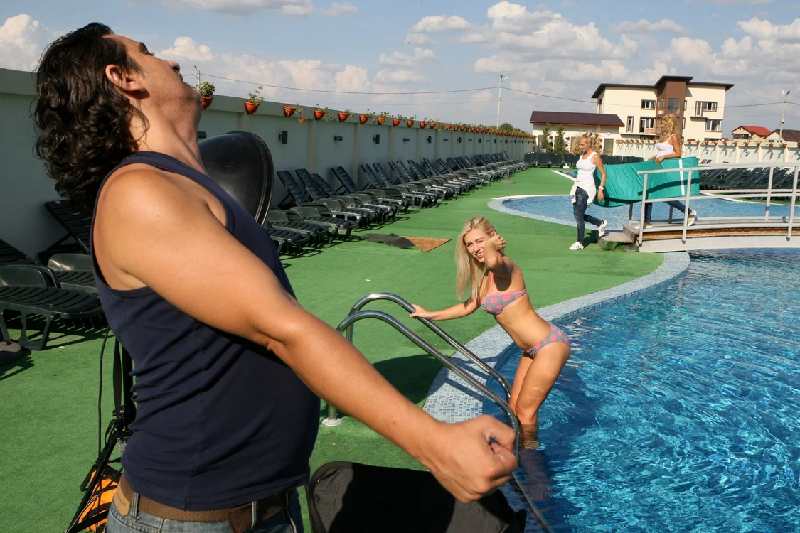 Fetele Click! Models au făcut senzaţie la Green Pool&Restaurant
