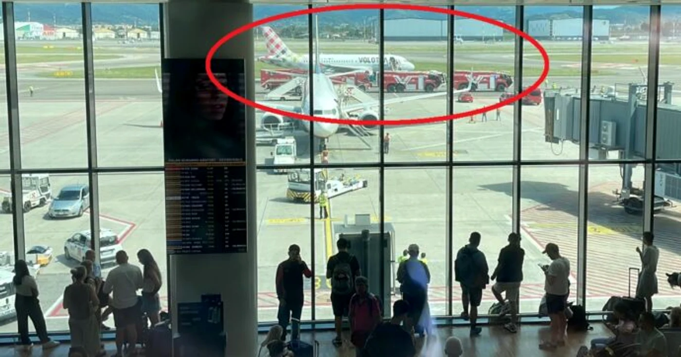 Brărbatul a fost aspirat de motorul avionului FOTO: X