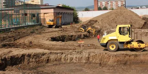 Lucrările la ştrandul din Hunedoara