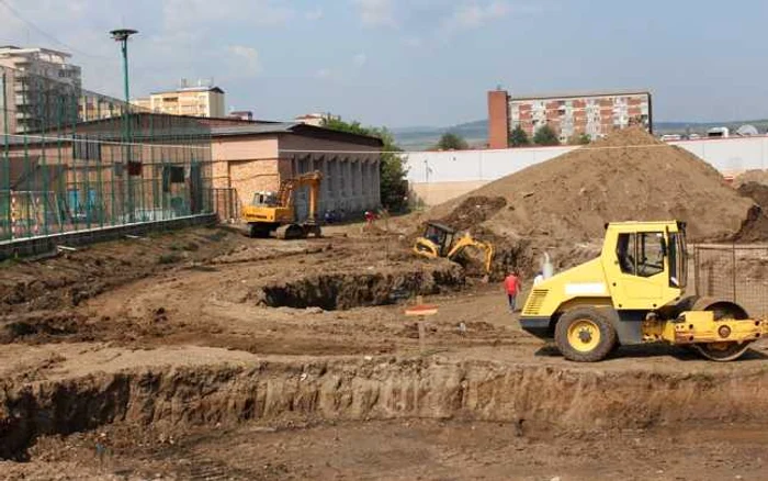 Ştrandul din Hunedoara va fi dat în folosinţă anul viitor, susţin reprezentanţii Primăriei Hunedoara.