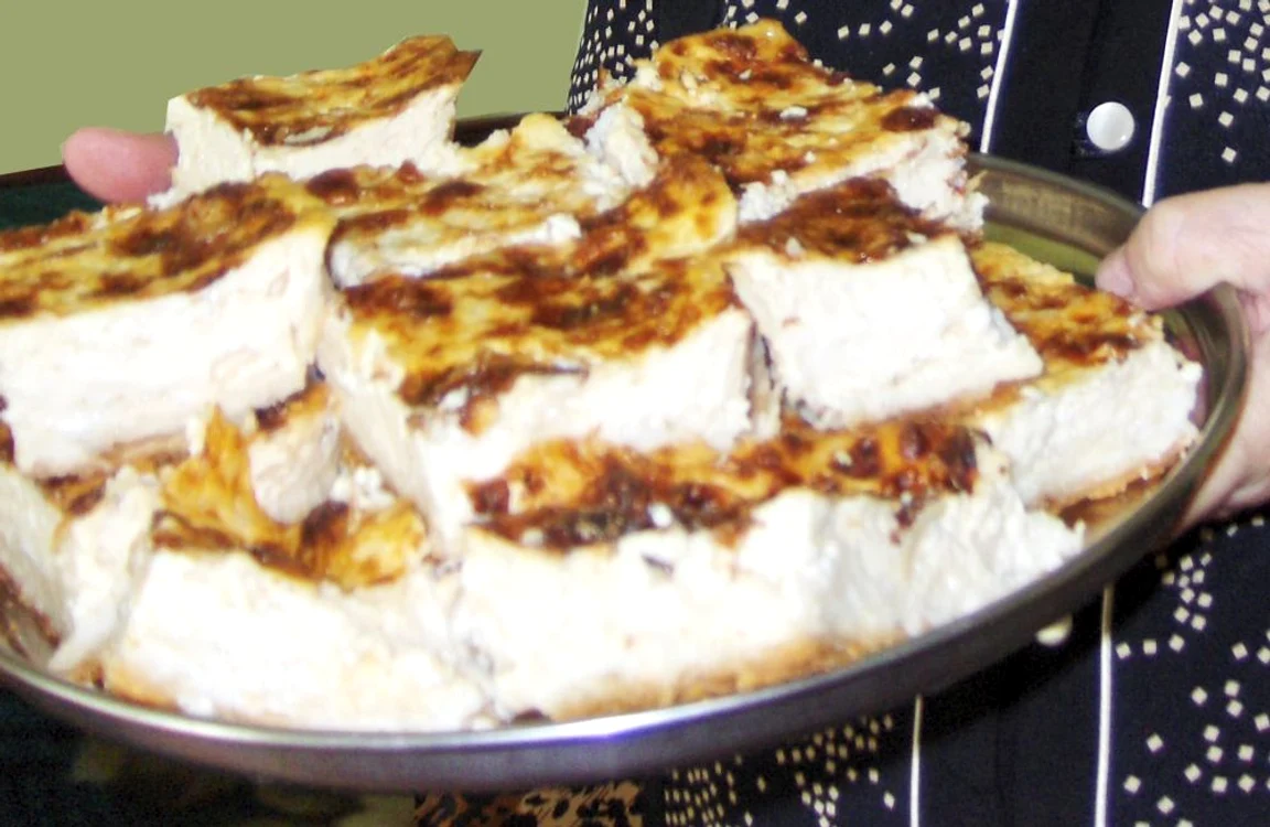 placinta aromana  lapte jpeg