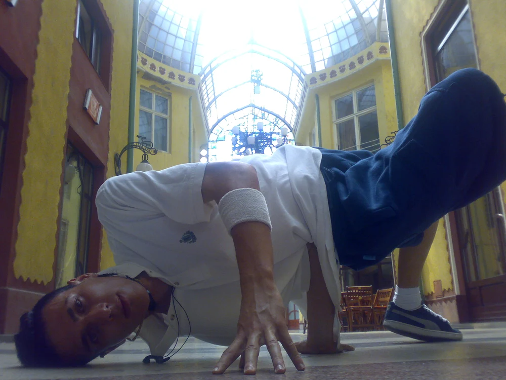 Andrei Lazăr va deschide prima şcoală de hip hop din Zalău. 