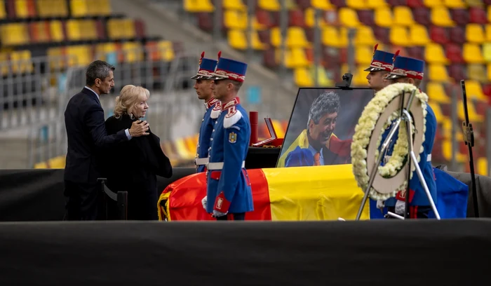 Familia Lucescu a avut o ultimă săptămână extrem de dificilă (FOTO: Sportpictures)