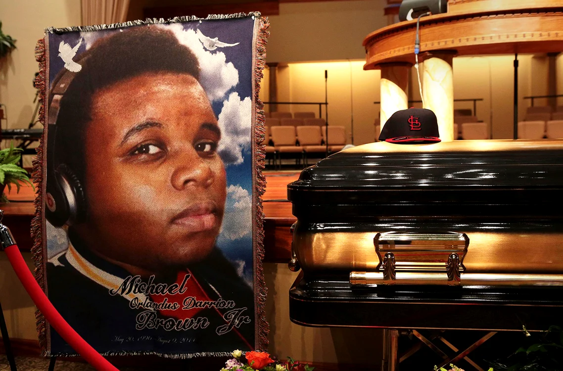 
    Michael Brown a fost împuşcat de şase ori, deşi nu era înarmatFoto: nypost.com  