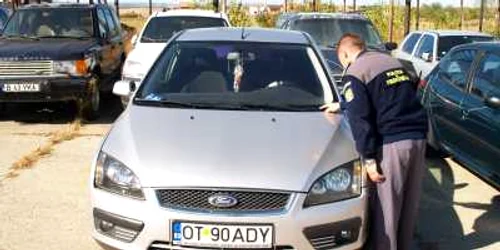 Autoturismul Ford furat din Italia