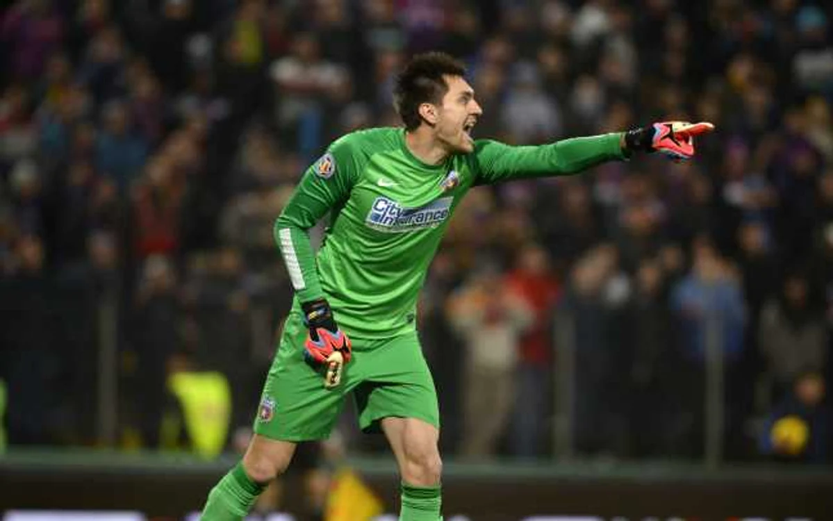 
    Ciprian Tătărușanu nu va fi titular la AC MilanSursa foto: Adevărul  
