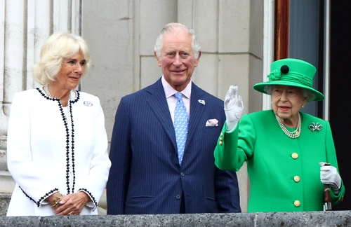 Regina Elisabeta, Regele Charles si Camilla Parker Bowles Foto Gettyimages (1) jpg