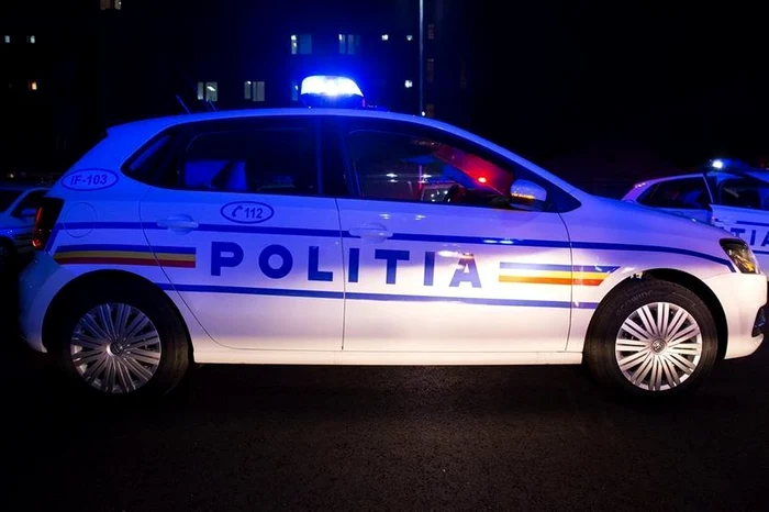 Doi polițiști de la Brigada Rutieră au evitat o tragedieFoto News.ro