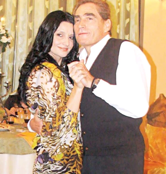 Petre Roman şi Silvia Chifiriuc FOTO CLICK