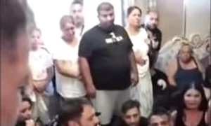 Florin Salam a cântat la căpătâiul lui Emi Pian, aflat într un sicriu cu geam și aer condiționat jpeg