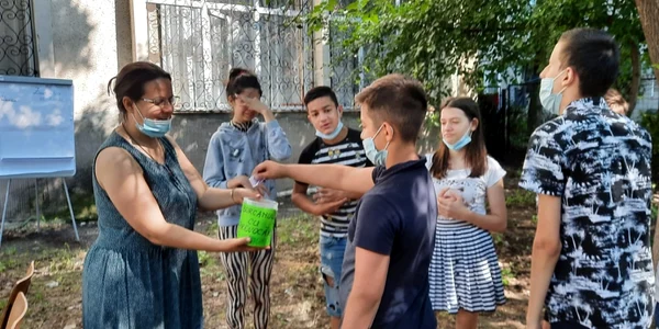 Anca Barbu profesoara Teach for Romania FOTO arhiva personala 5