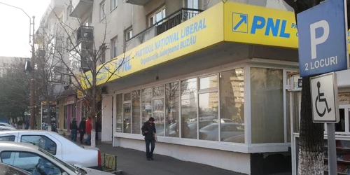 Sediu PNL buzău spart