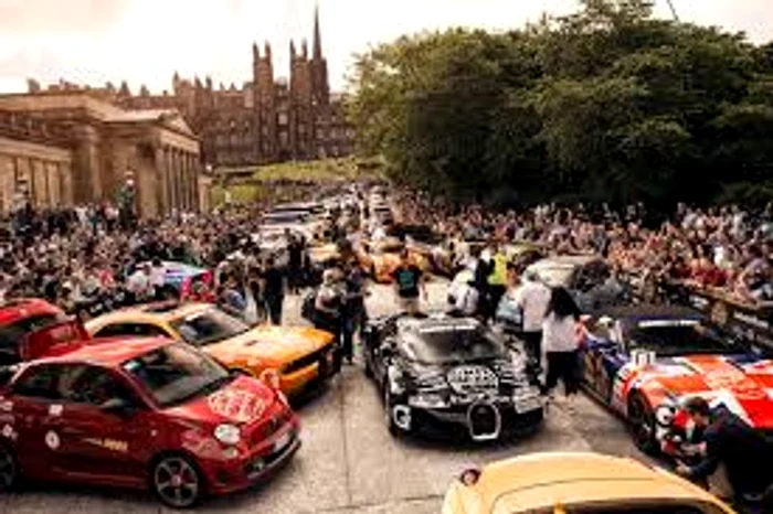 Mașinile din cursa Gumball 3000 vor ajunge astăzi în București