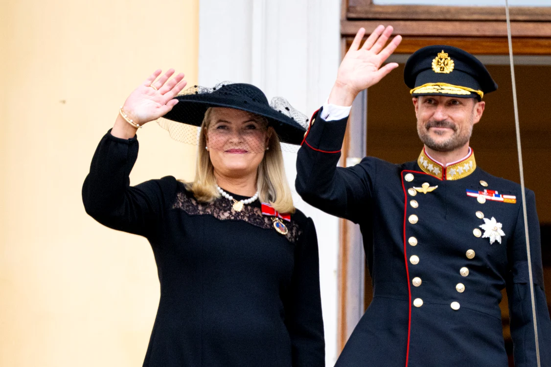Regele Haakon și Regina Mette Marit, primul salut oficial, Profimedia (2) jpg