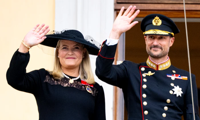 Regele Haakon și Regina Mette Marit, primul salut oficial, Profimedia (2) jpg