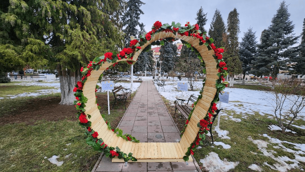 O iniţiativă de Valentine's Day a stârnit reacţii neaşteptate. „Ştiţi doar să orăcăiţi pe Facebook“