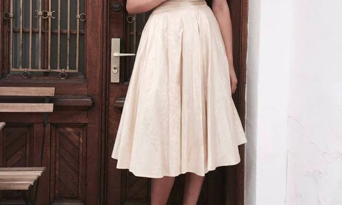 Valentina Pelinel 34 jpeg